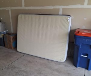colorado-springs-mattress-box-spring-removal-garage-pickup